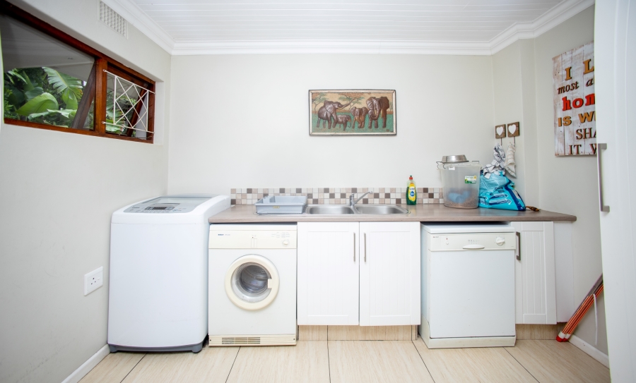 4 Bedroom Property for Sale in Vincent Heights Eastern Cape